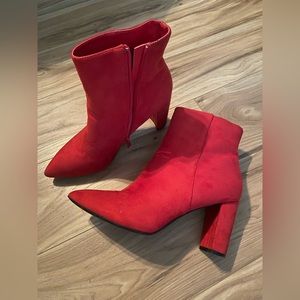 RED Ankle booties
